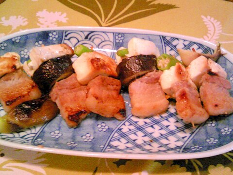豆腐・豚バラ・オクラ／茗荷の串焼き